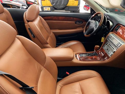 Used 2003 Lexus SC 430 Convertible image 7