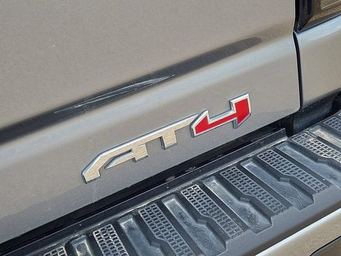 Used 2024 GMC Sierra 2500 AT4 w/ Technology Package AWD/4WD image 14