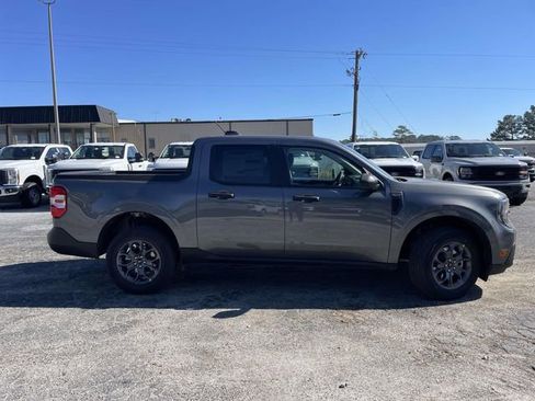New 2026 Ford Maverick XLT image 2