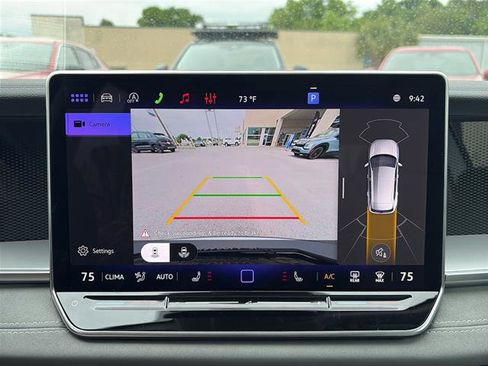 New 2026 Volkswagen Tiguan SE FWD image 21
