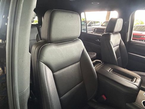 Used 2024 Chevrolet Suburban LT AWD/4WD image 36