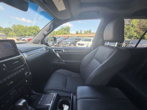 Used 2023 Lexus GX 460 Premium w/ Premium Package AWD/4WD image 22