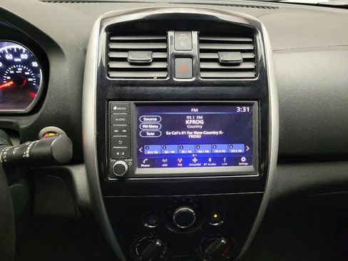 Used 2019 Nissan Versa SV w/ SV Special Edition Package image 25