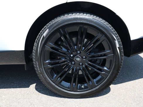 Used 2023 Land Rover Range Rover Autobiography AWD/4WD image 7