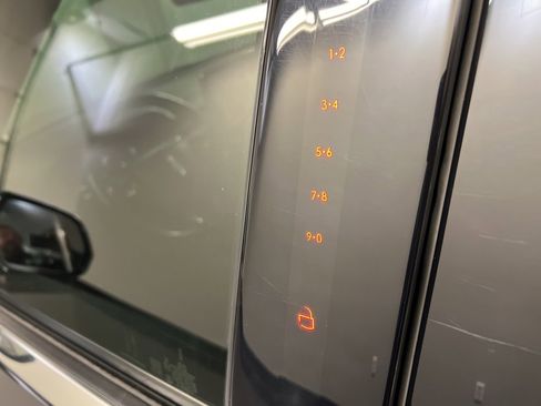 Used 2020 Lincoln Aviator Reserve w/ Elements Package Plus image 31