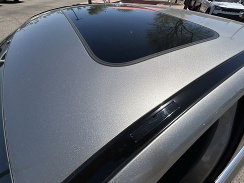 Used 2023 Mercedes-Benz C 300 Sedan image 9