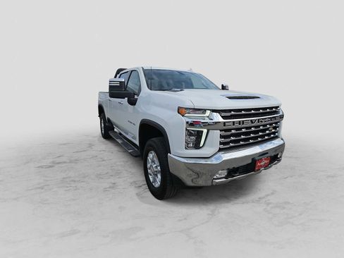 Used 2021 Chevrolet Silverado 2500 LTZ image 2