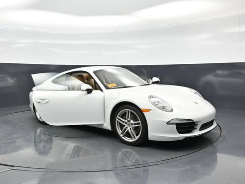 Used 2013 Porsche 911 Carrera RWD image 22