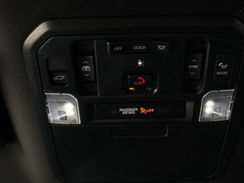 Used 2026 Toyota Sequoia Platinum w/ TRD Off-Road Package AWD/4WD image 40