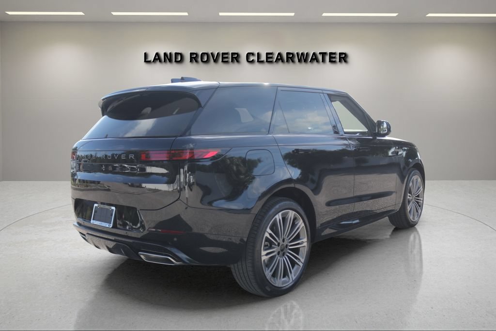 New 2026 Land Rover Range Rover Sport Dynamic SE AWD/4WD image 5