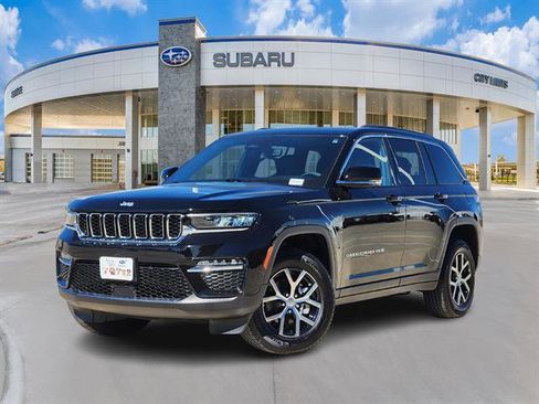 Used 2024 Jeep Grand Cherokee Limited image 1