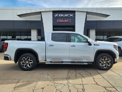 New 2026 GMC Sierra 1500 SLT w/ SLT Premium Plus Package image 3
