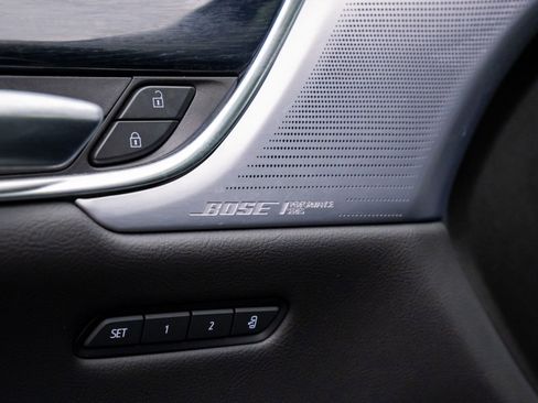 Used 2023 Cadillac XT5 Premium Luxury w/ Technology Package image 32