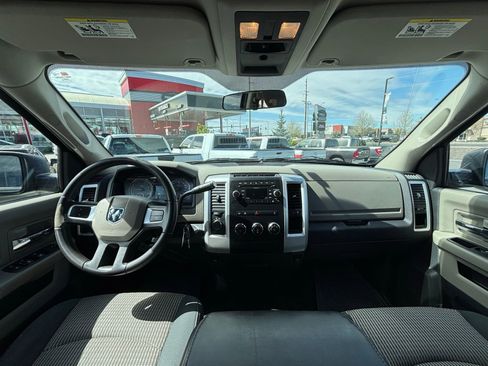 Used 2011 RAM 2500 SLT AWD/4WD image 18