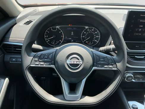 New 2026 Nissan Altima 2.5 SV w/ SV Special Edition Package FWD image 19