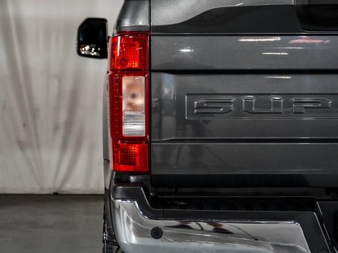 Used 2020 Ford F250 Lariat w/ Lariat Ultimate Package AWD/4WD image 41