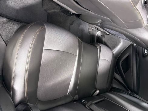 Used 2021 Chevrolet Trax LT FWD image 17