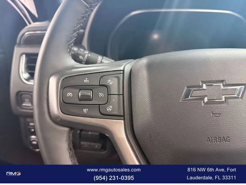 Used 2024 Chevrolet Suburban Z71 w/ Luxury Package image 20