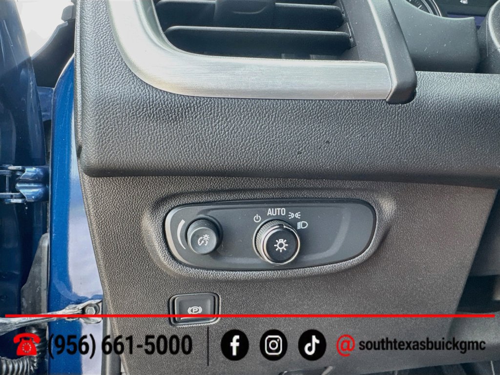 Used 2022 GMC Terrain SLE w/ Driver Convenience Package FWD image 21