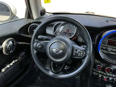 Used 2015 MINI Cooper 2-Door Hardtop image 11