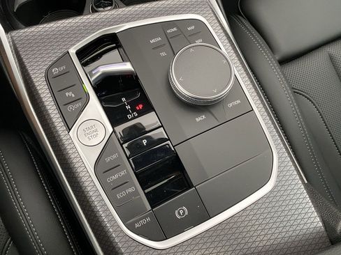 Used 2025 BMW 330i xDrive Sedan w/ M Sport Package image 27