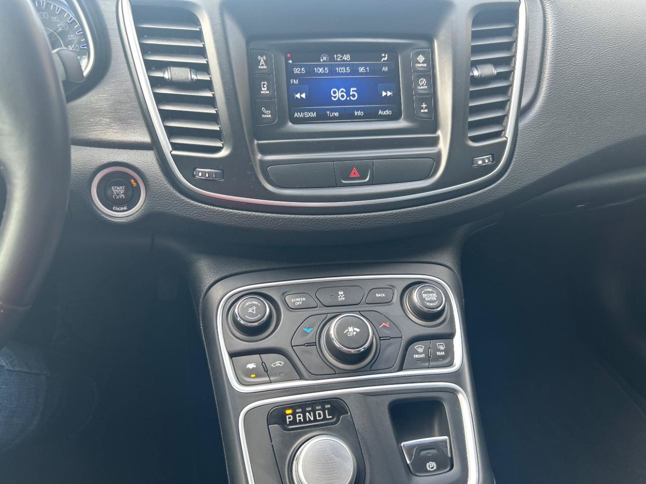 Used 2016 Chrysler 200 Limited w/ Convenience Group FWD image 13
