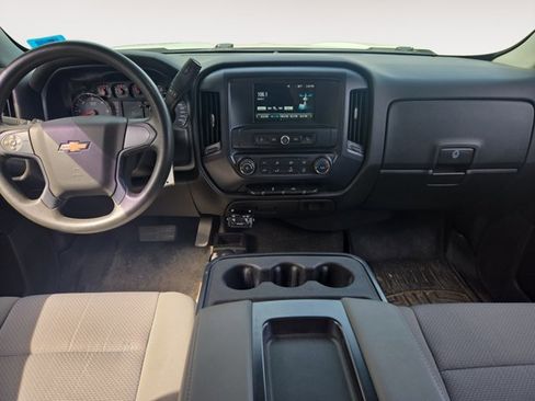 Used 2018 Chevrolet Silverado 1500 Custom w/ Custom Value Package AWD/4WD image 10