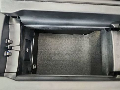 Used 2024 Mercedes-Benz E 350 4MATIC Sedan image 50