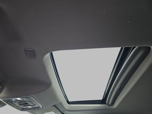 Used 2019 Chevrolet Silverado 1500 LTZ w/ LTZ Premium Package image 30