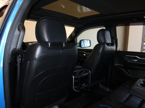 Used 2022 RAM 1500 Big Horn AWD/4WD image 36