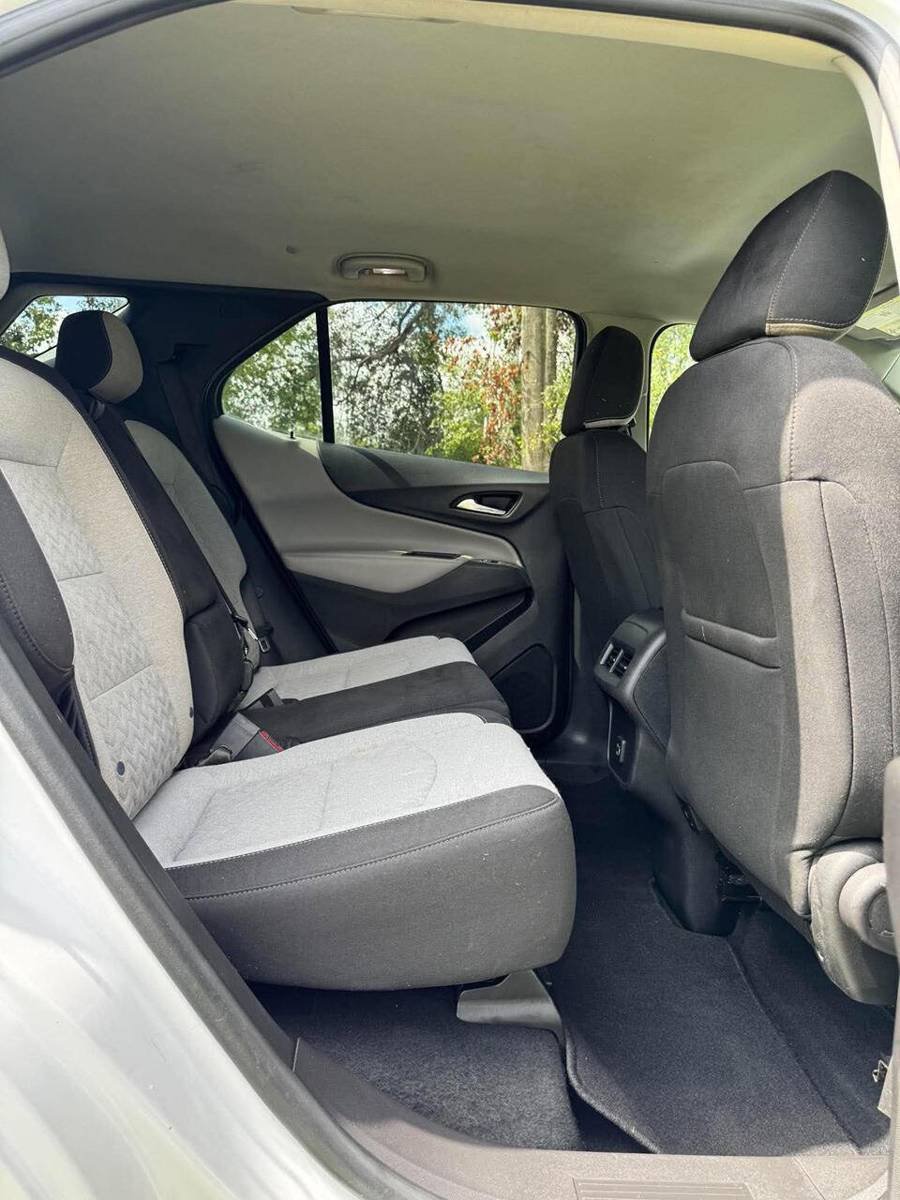 Used 2024 Chevrolet Equinox LS w/ LS Convenience Package FWD image 17