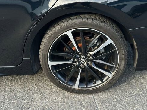 Used 2020 Toyota Camry XSE image 10