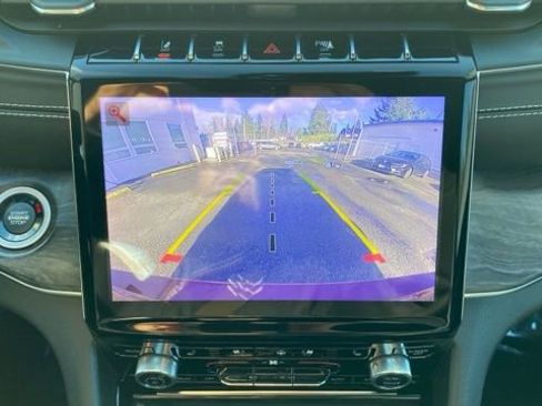 Used 2022 Jeep Grand Cherokee L Overland w/ Luxury Tech Group IV image 33