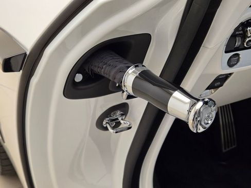 New 2025 Rolls-Royce Spectre Black Badge w/ Leather Finishing Pack image 18