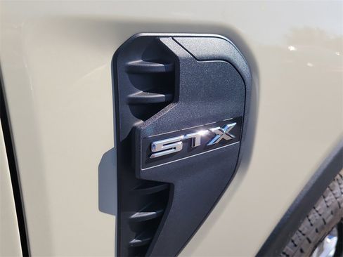 New 2025 Ford Ranger XL image 6