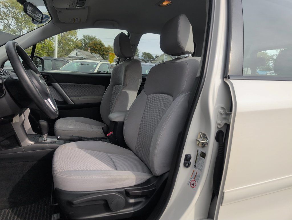 Used 2018 Subaru Forester 2.5i w/ Alloy Wheel Package AWD/4WD image 15