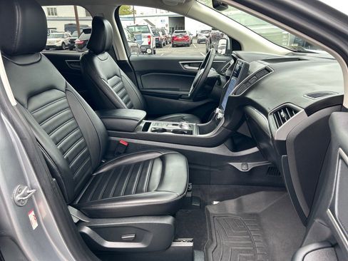 Used 2022 Ford Edge SEL image 18
