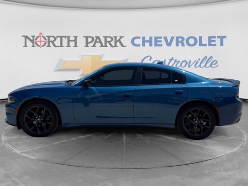 Used 2023 Dodge Charger SXT w/ Blacktop Package RWD image 8