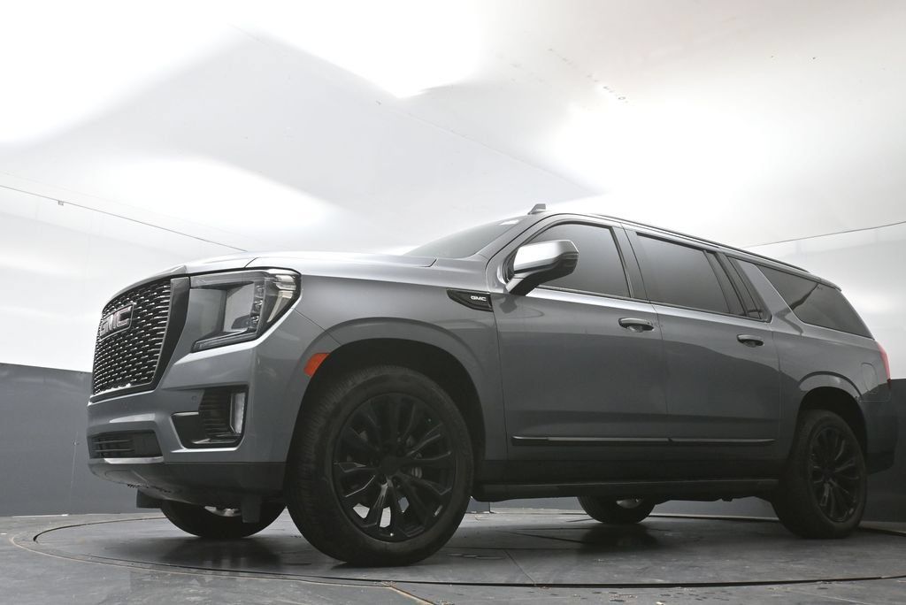 Used 2021 GMC Yukon XL Denali AWD/4WD image 56