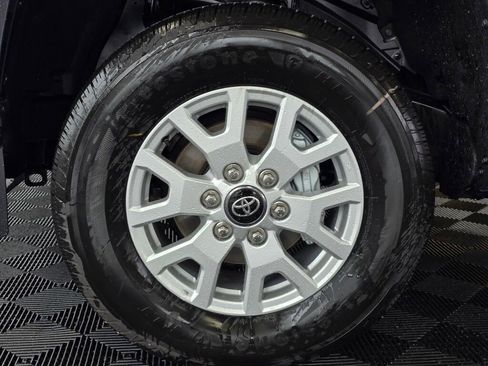 New 2025 Toyota Tacoma SR5 image 11