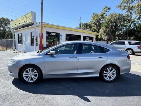 Used 2015 Chrysler 200 Limited w/ Convenience Group FWD image 8
