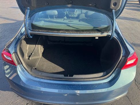 Used 2024 Chevrolet Malibu LT image 9