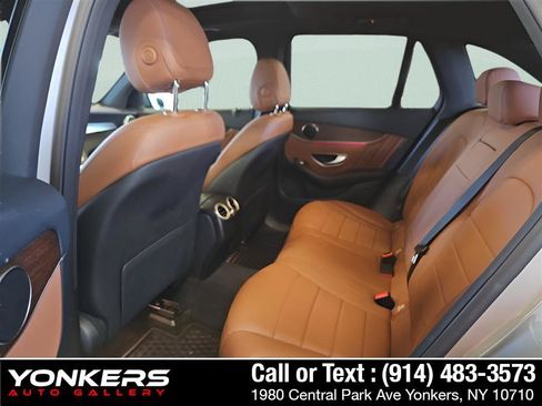 Used 2022 Mercedes-Benz GLC 300 4MATIC w/ AMG Line image 13