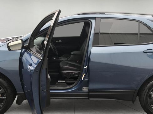 Used 2024 Chevrolet Equinox RS w/ RS Leather Package AWD/4WD image 8