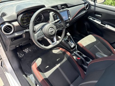 Used 2024 Nissan Versa SR FWD image 16