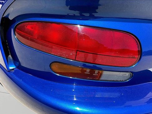 Used 1996 Dodge Viper GTS RWD image 22