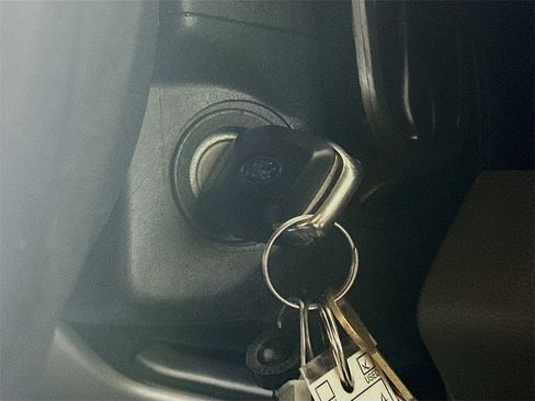 Used 2020 Ford F450 XL w/ Power Equipment Group image 28