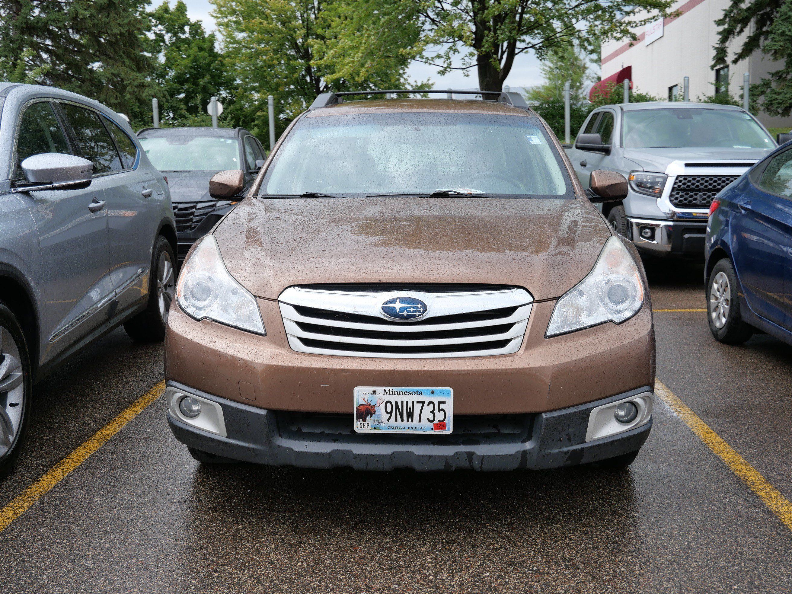 Used 2012 Subaru Outback 2.5i AWD/4WD image 2