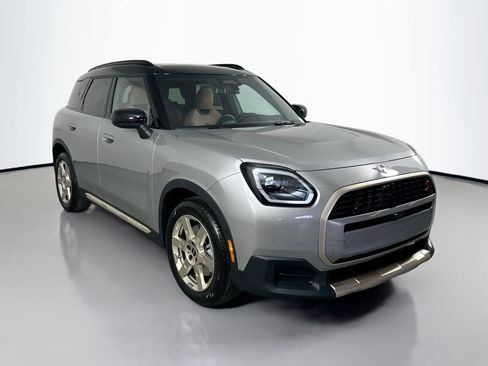 Certified 2025 MINI Cooper Countryman S w/ Comfort Package Max image 3