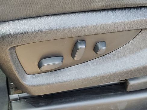 Certified 2019 Chevrolet Silverado 1500 LT w/ All Star Edition AWD/4WD image 6